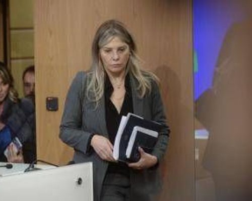 Anche il capo di gabinetto deve farsi autorizzare per interventi pubblici: il caso Bartolozzi diventa un giallo