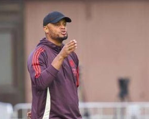 Atalanta-Bayern, lo staff dei tedeschi si allena per le strade di Bergamo Alta prima degli ottavi di Champions