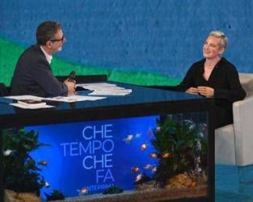 Bebe Vio, l’annuncio a Che tempo che fa: “Lascio la scherma, passo all’atletica”