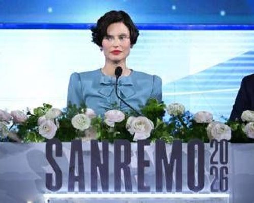 Bianca Balti a Sanremo 2026, Iannelli (Favo): “Dà coraggio. La vita cambia forma ma può tornare a brillare”