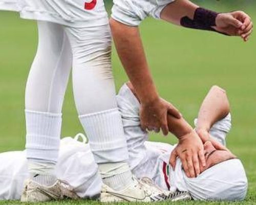 Calciatrici dell’Iran non cantano l’inno, Trump: “Australia conceda asilo”