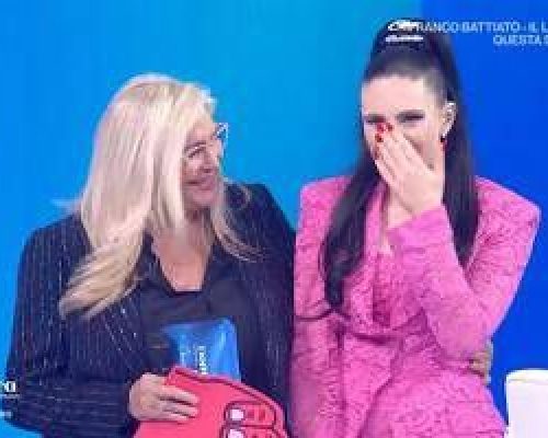 Ditonellapiaga in lacrime: “Non pensavo nemmeno di arrivare a Sanremo”