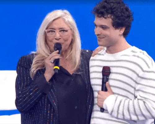 Domenica In, Iva Zanicchi consola Leo Gassmann: “Porta bene arrivare quasi ultimo”