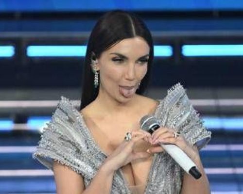Elettra Lamborghini, la crociata contro le feste notturne arriva anche sul palco di Sanremo