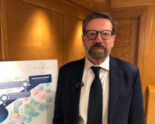 Mici, gastroenterologo: “Aderenza a terapie fondamentale per evitare complicanze”