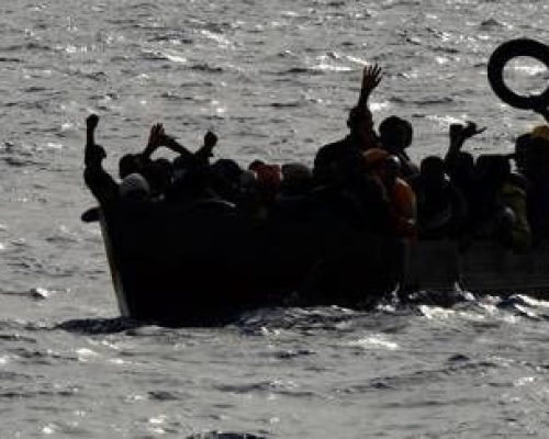Migranti, naufragio al largo di Lampedusa: disperso un bimbo