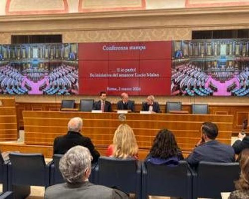 Pro Vita lancia campagna ‘E io Parlo!’: “Cdx modifichi ‘norma bavaglio’ su affissioni”