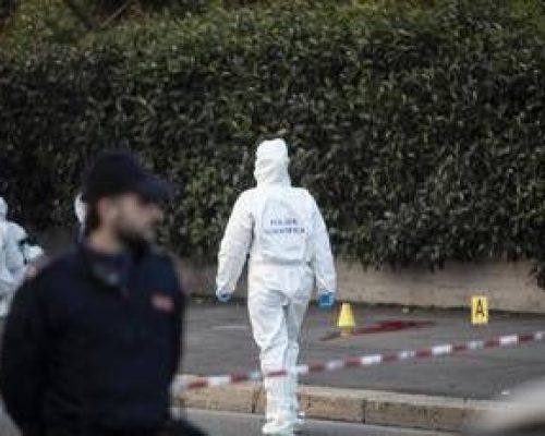 Pusher ucciso a Rogoredo, via dal commissariato 4 poliziotti indagati: assegnati ad altri incarichi non operativi