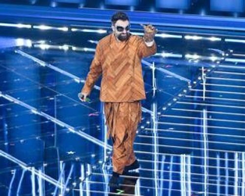 Sanremo 2026, Dargen D’Amico chi è: in gara con il brano ‘Ai ai’