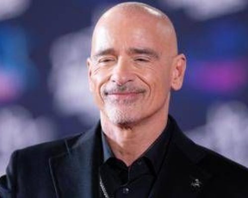 Sanremo 2026, Eros Ramazzotti ospite della terza serata: duetto con Alicia Keys