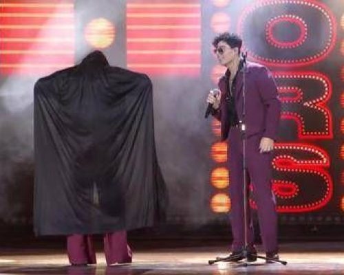 Sanremo 2026, Fru dei The Jackal irrompe (di nuovo) sul palco con i The Kolors