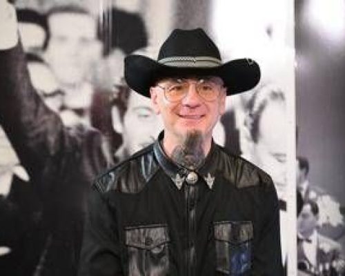 Sanremo 2026, J-Ax chi è: gli Articolo 31, il rapporto con Fedez, le minacce