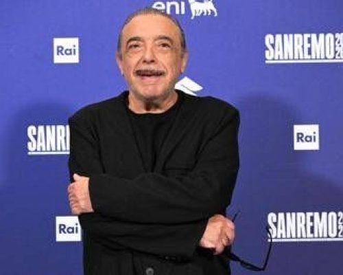Sanremo 2026, Nino Frassica torna come co-conduttore per il gran finale