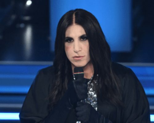Sanremo 2026, Vincenzo De Lucia chi è: l’imitatore di Laura Pausini