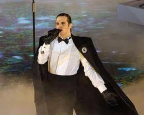 Sanremo 2026, tutto su Achille Lauro: co-conduttore seconda serata