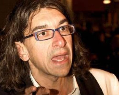 Sanremo, il ‘disturbatore’ Paolini irrompe al Tg1: “Conti bisex”. E lui risponde…