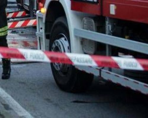 Scontro fra tre auto sull’A4 a Verona, morta una 61enne
