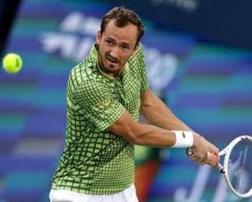 Tennisti bloccati a Dubai, da Medvedev a Rublev. Atp: “Lavoriamo per portarli a casa”